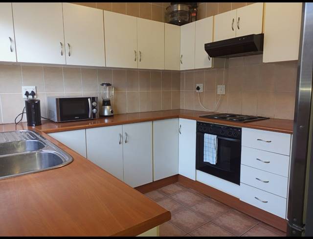 3 BEDROOM FREESTANDING FOR SALE IN WOODLANDS